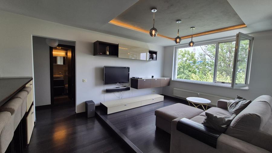 Apartament 3 camere de închiriat - POLITEHNICĂ