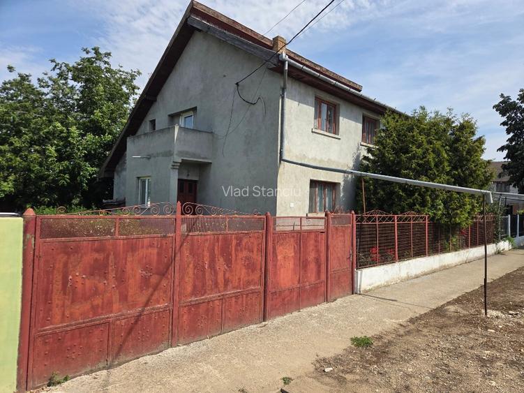 Casă individuală mare 282mp utili, 11 camere, 3 băi + 2 anexe și teren 1024mp - 2