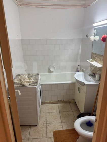 Apartament 2 camere, 51 mp, semidecomandat, zona Zamca