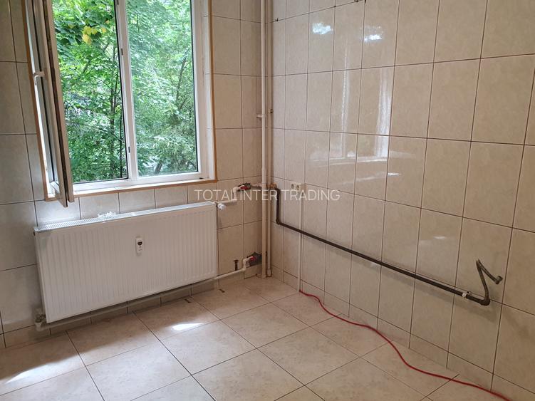 Vanzare-2 camere- 1/4-Dr Taberei-V Oltului-bl 73-termopan-liber-82900E - 7