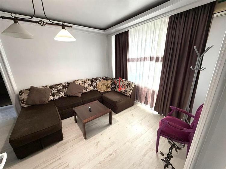 Apartament renovat,etaj 3/8 in bloc stradal Calea Mosilor Bd Carol