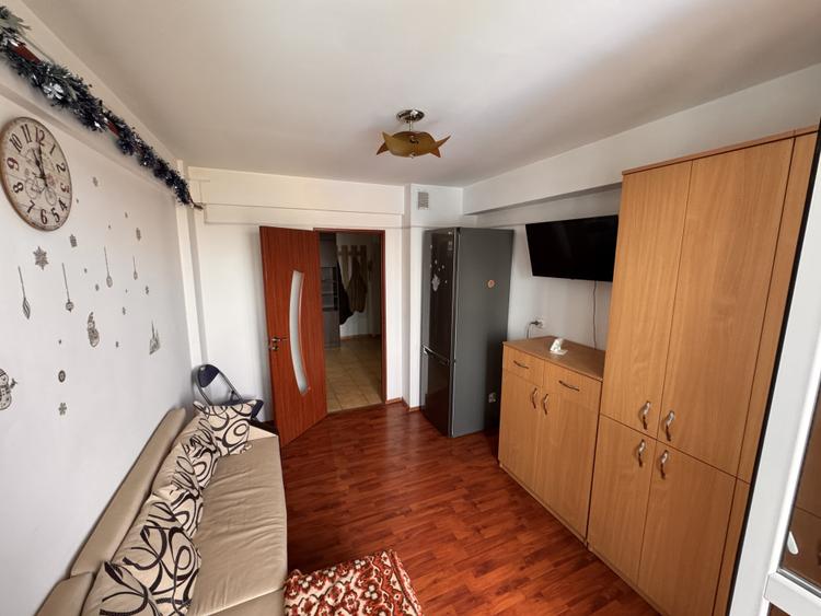 Apartament 3 camere, 68 mp, Craiovita Noua, Promenada
