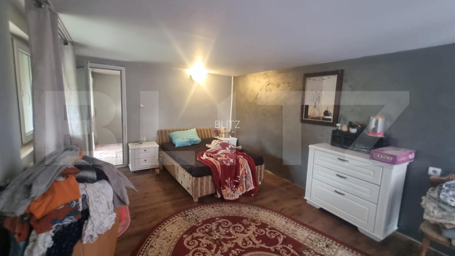 Casa 6 camere, 215 mp, 2300 mp curte, zona Horpaz