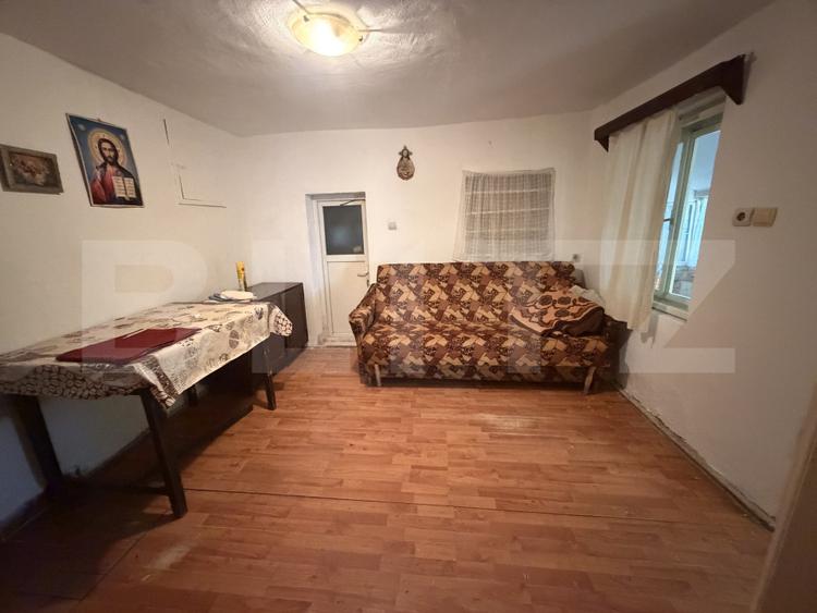 Casa de vanzare, 81 mp, teren 1200 mp, zona Nusfalau
