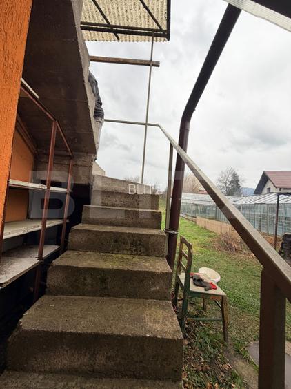 Casă de vânzare – proprietate generoasă 2.285 m2 teren, 230.000 euro - 13