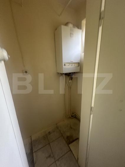 Apartament cu 3 camere, 60 mp, zona Centrala