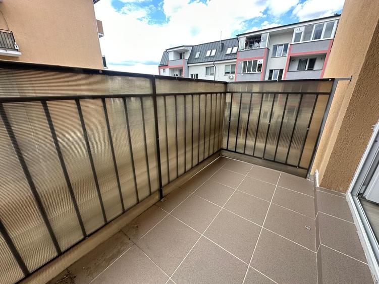 OPORTUNITATE!!! Ap. cu 2 cam DECOMANDATE,str EROILOR/FLORESTI,etaj 1 ,2 BALCOANE