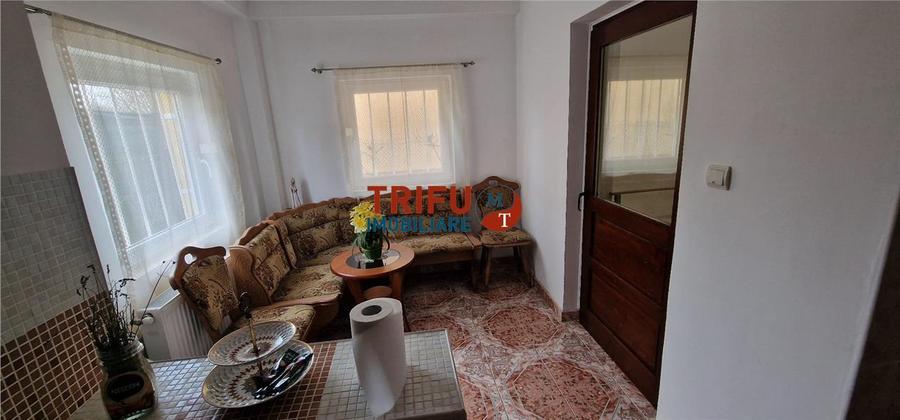 Casa de vanzare 6 camere zona Cetate