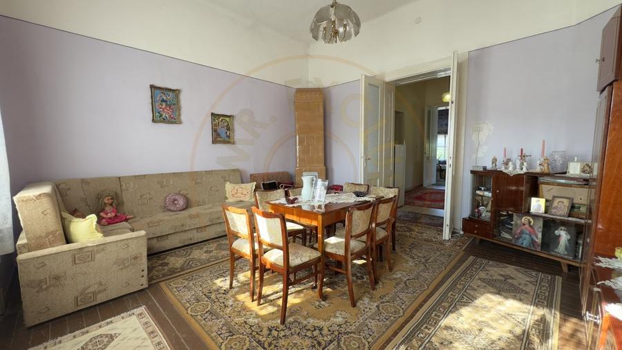 Casa 4 camere, Teren 3.862 mp Str. Traian Nr.99 - Carei - Comision 0% cumparator