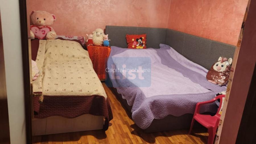 Comision 0 Casa de vanzare 3 camere pe Str. Miron Costin