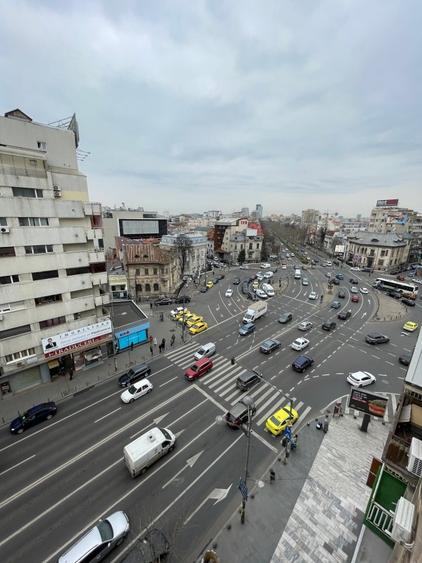 Piata Romana, Ultracentral, Coloane, Metrou