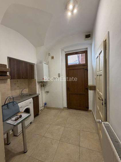 Oportunitate de Investitie, Apartament in Cladire Istorica - 8