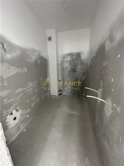 STB IN FATA ANSAMBLULUI - 2 CAMERE - 87.920€ TVA INCLUS