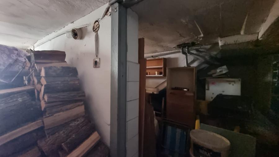 Parte de casa etaj 1 cu curte separata semicentral 87000