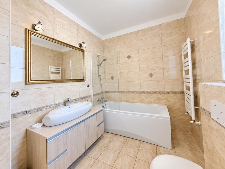 O adresă de colecție | Apartament în vilă