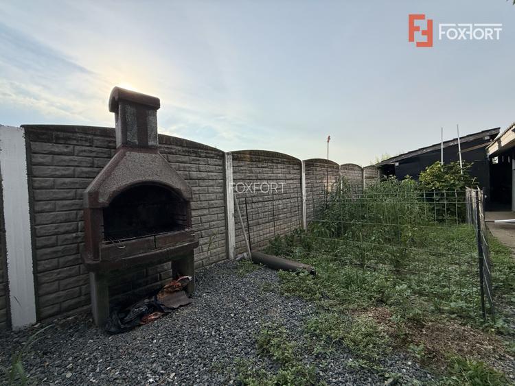 Casa cu 5 camere, 219 mp utili si 588 mp teren, de vanzare in Sanmihaiu Roman - 43