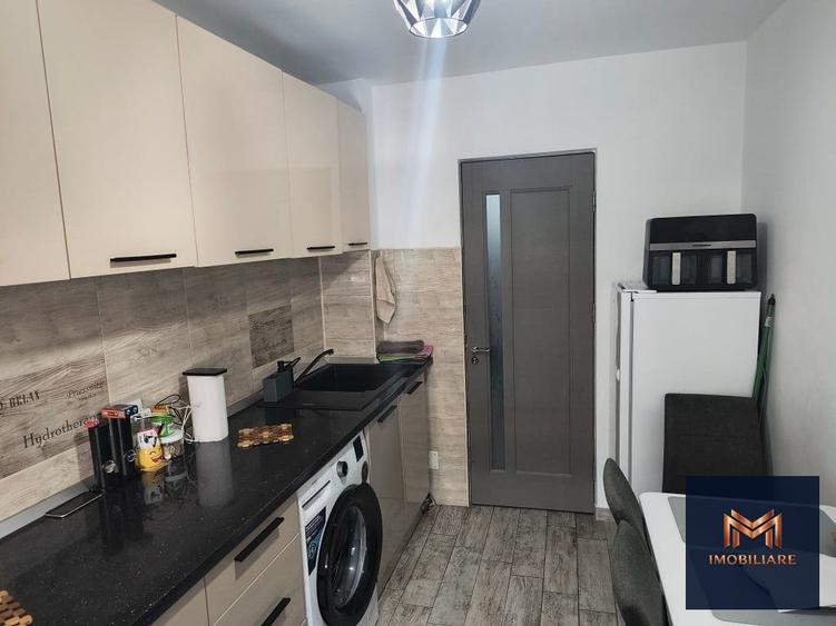 Apartament 3 camere Central, renovat 2023, decomandat, etaj intermedia