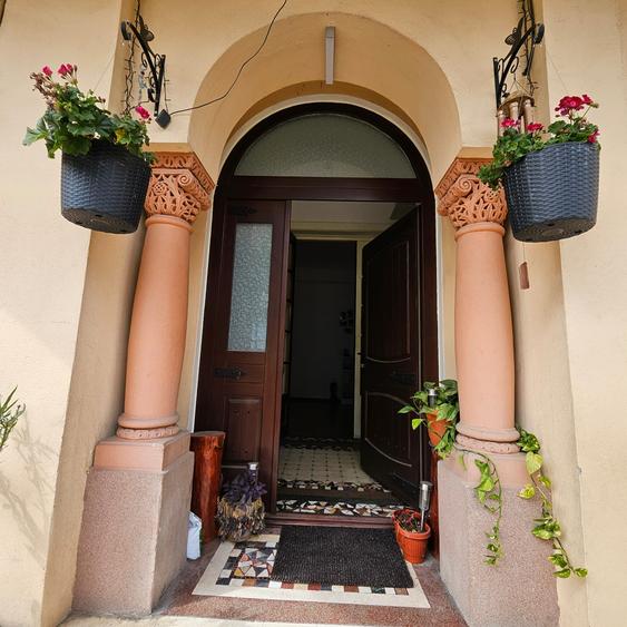 5 camere in vila interbelica/renovat 2025/zona Ferdinad/ Eufrosin Poteca