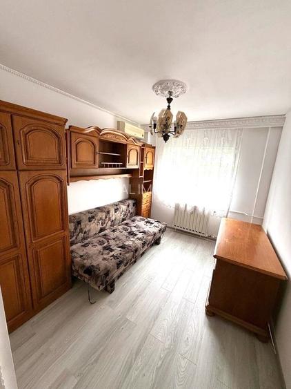 Închiriez Apartament cu 3 camere decomandat, parcare inclusă, metrou Dristor 🚗 - 2