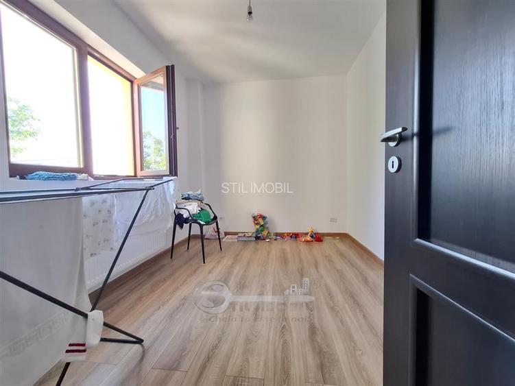 Apartament 3 camere decomandat, capat Cug Valea Adanca, bloc  2022, etaj 1, baie - 6