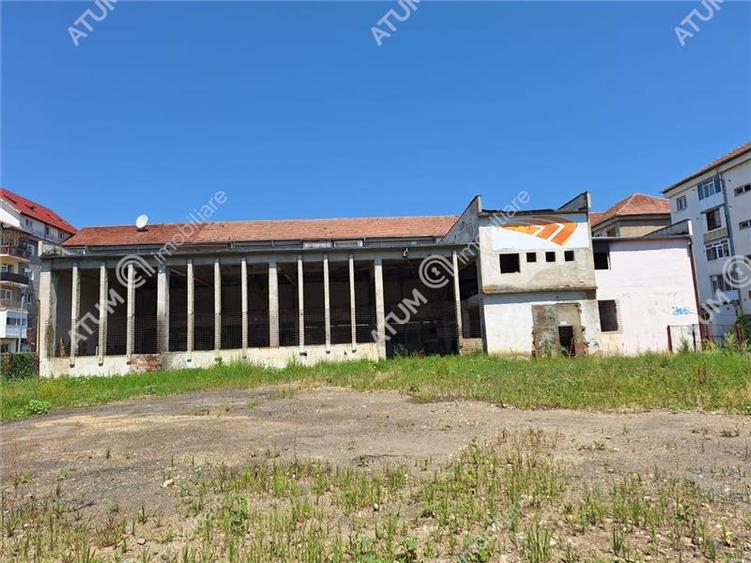 Spatiu cu suprafata de 500 mp si teren de 1159 mp in zona Strand Sibiu