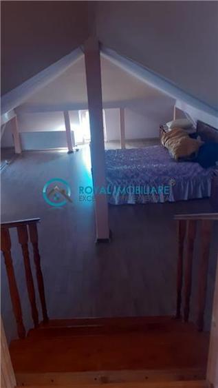 Royal Imobiliare - Vanzare Casa de Vacanta zona Pacureti