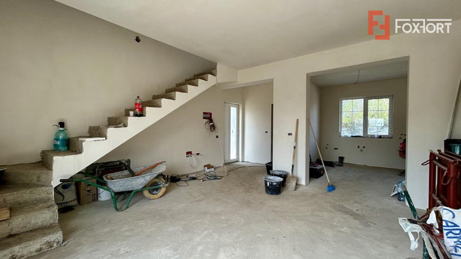Duplex cu 3 camere parter + etaj - Sanandrei