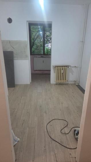 Apartament 2 camere de vanzare Apusului