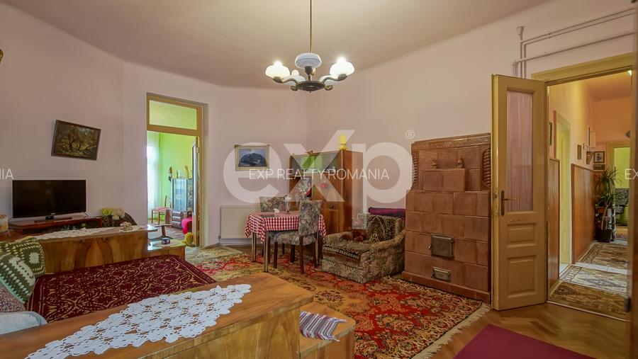 Casă cu priveliște panoramică în inima zonei Șchei – Strada Cotun, nr. 9 - 20