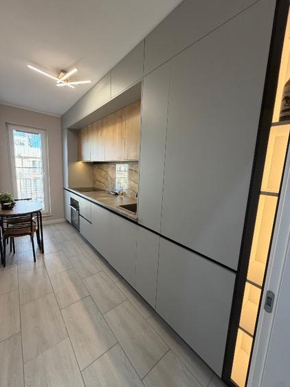Apartament 3 camere parcare inclusă Cosmopolis propietar fără comision sau TVA