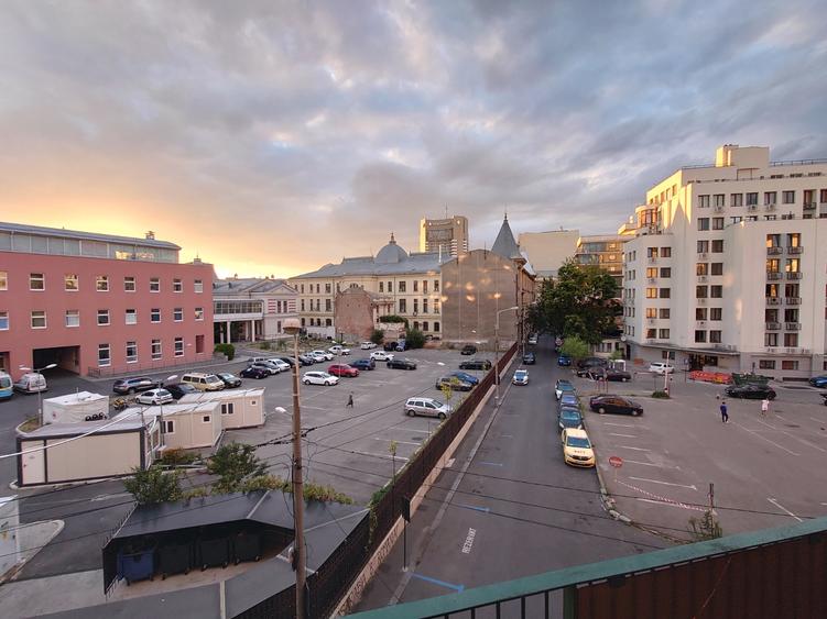 APARTAMENT 3 CAMERE DE INCHIRIAT UNIVERSITATE - COLTEA