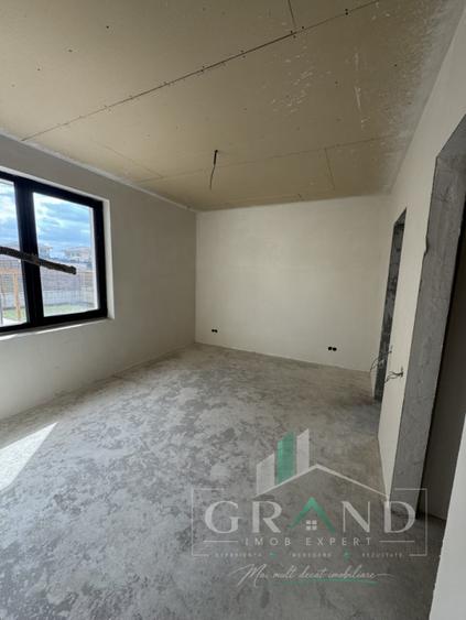 OPORTUNITATE! Casă individuală | 4 camere | 3 băi | Garaj | Teren 450 mp| Dezmir