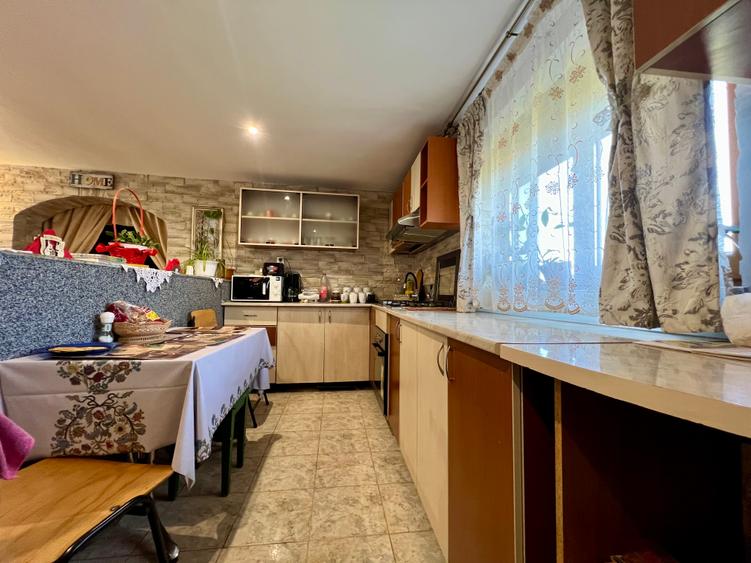 Fidelia Casa vă oferă spre vânzare o vila individuală cu 5 camere si 2 băi