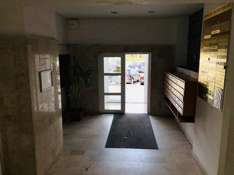 Birou 3 camere, zona centrala cu vedere panoramica de inchiriat