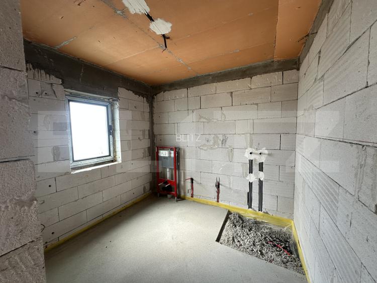 Casa de vanzare, 176 mp, teren 724 mp, zona Amati - 16