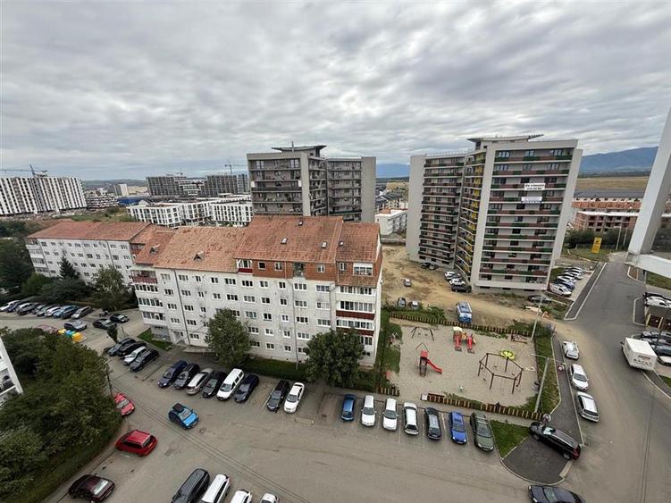 Apartament cu 2 camere si balcon zona Rahovei