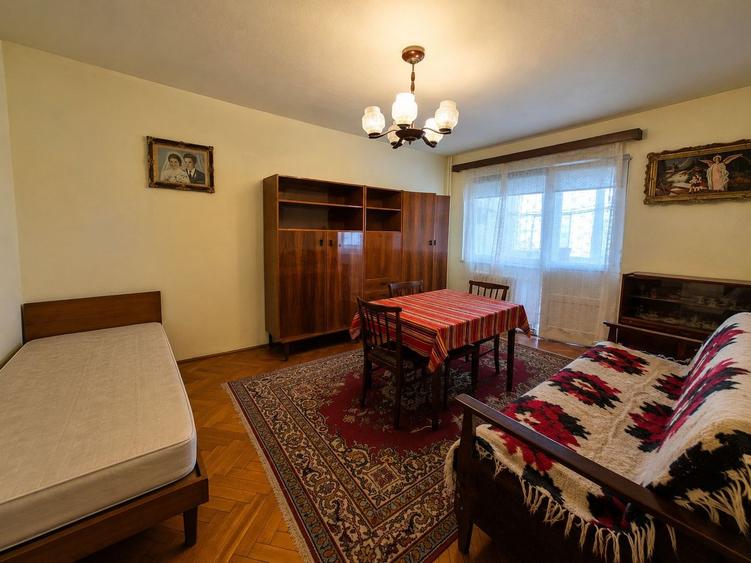 Apartament 2 camere, decomandat, bloc izolat, boxa, Piata Cipariu