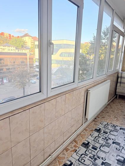 APARTAMENT CU 2 CAMERE DECOMANDAT, CENTRAL, RAPA GALBENA