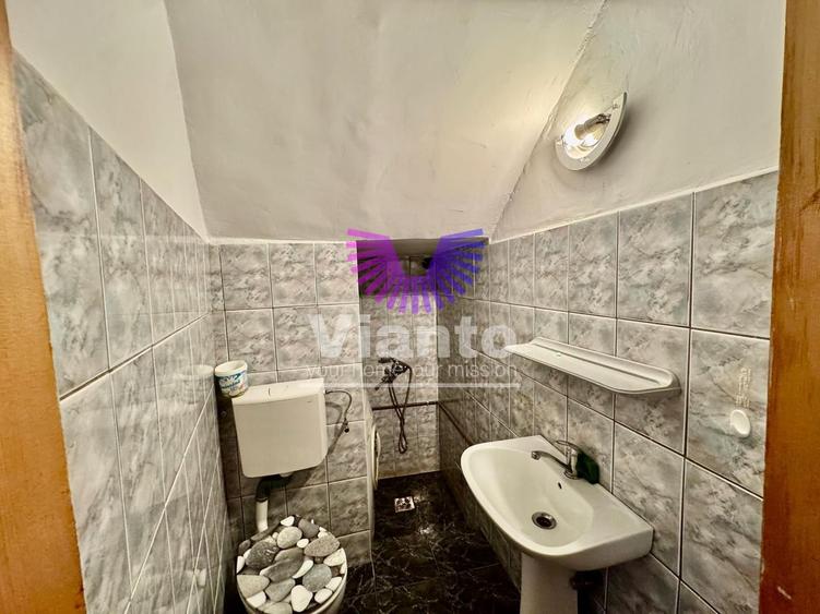 Apartament la casa individuala 93 mp cu curte - zona Parcul Sub Arini-Strand