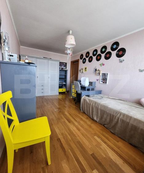 Casa superba cu 13 camere in Sangeorgiu de Mures