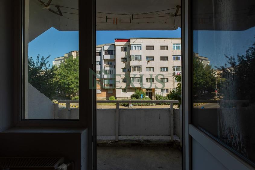 Apartament cu 4 camere, 90 mp, etaj 1 – Zona Nord, Bacău