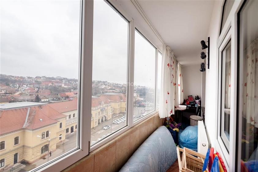 RECO apartament cu 2 camere priveliște superba cu lift - 9