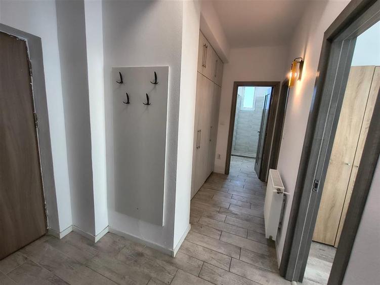 Apartament 2 camere decomandat parcare zona Turnisor