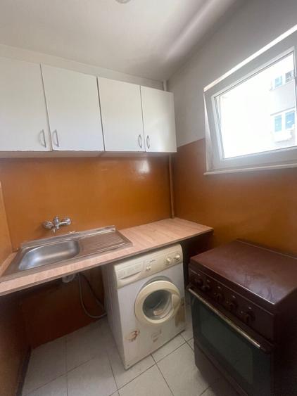 Titan - Policlinica Titan - garsoniera , 10 minute metrou