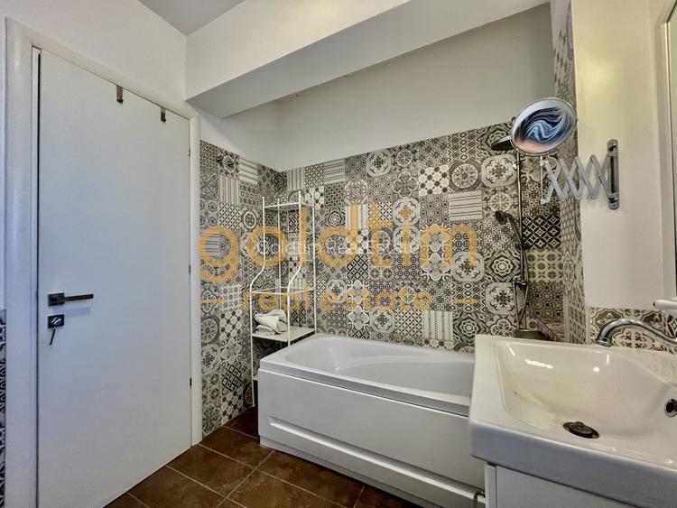 NOU/LOC DE PARCARE/ ZONA LINISTITA - 43