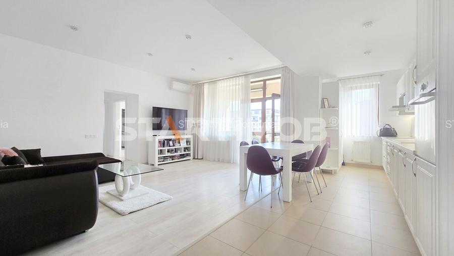 Apartament mobilat 3 camere bloc tip vila zona Coresi - 2