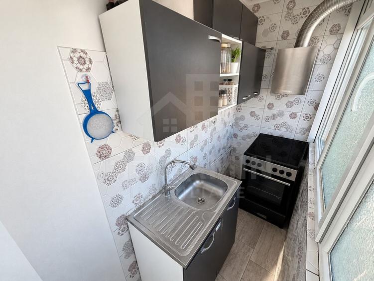 2 camere - 1 Mai Sara - 47mp - renovat - mobilat - 1984 -bilateral