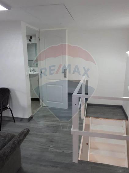 Apartament tip casa cu 4 camere de vânzare în zona Ultracentral