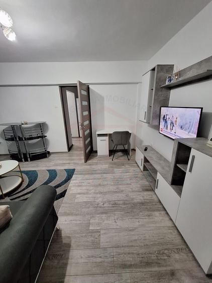 Închiriez apartament în zonă centrală – Galați