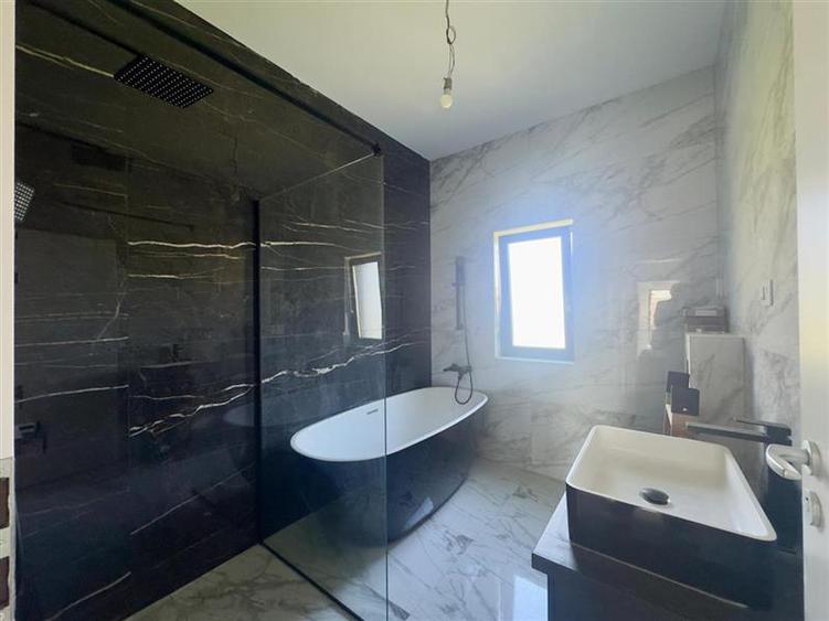 Duplex Bucium, 4 camere, zona linistita